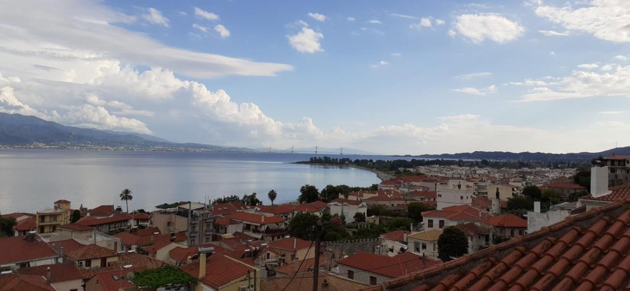 Clock'S House Apartment Nafpaktos Exterior photo
